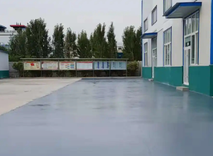 吐鲁番彩色路面喷涂翻新的材料对冬季
